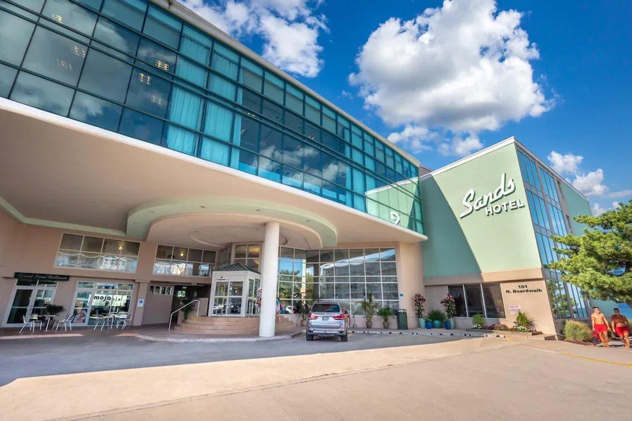 Atlantic Sands Hotel And Conference Center Rehoboth Beach Exterior photo